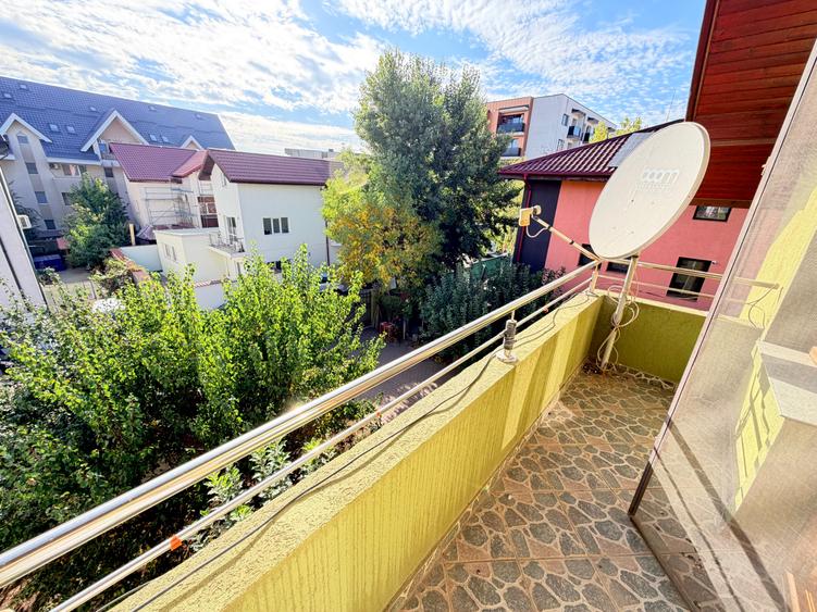 Casă individuală cu 5 camere cu Canalizare în Sud