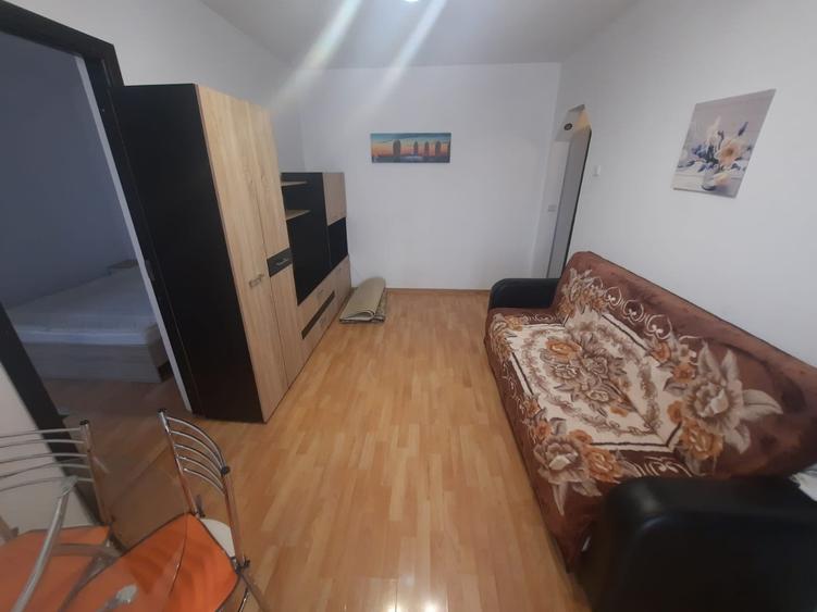 Apartament cu 2 camere, etaj 2/4, zona Tatarasi - 5