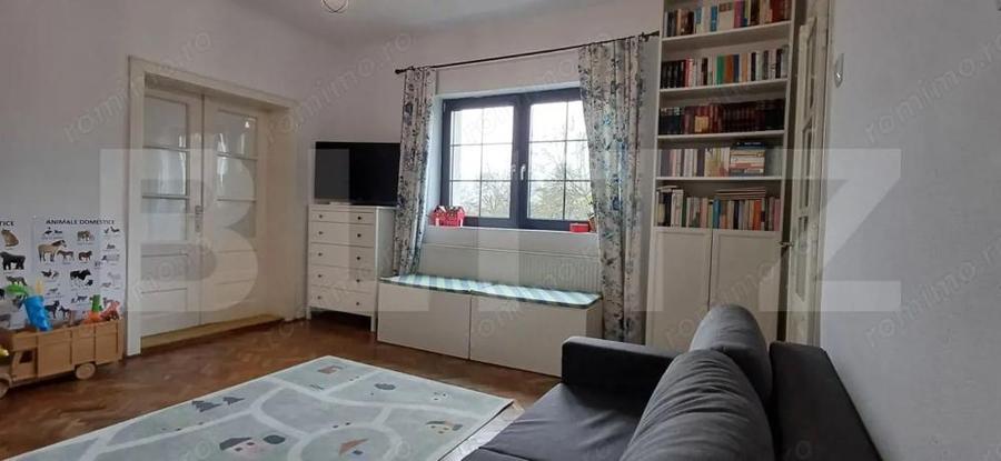 Casă cu Teren 1050 Mp în Jucu