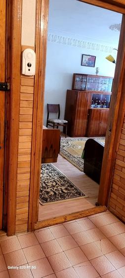 Apartament cu 2 camere decomandat în Micro 21