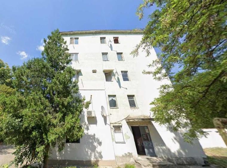 Garsonieră decomandată în Exterior Vest