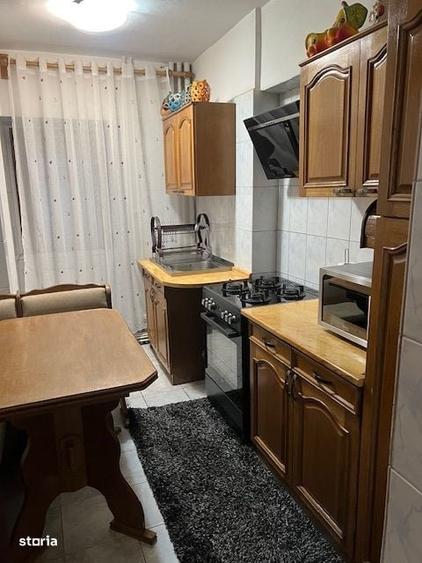 Apartament cu 3 camere decomandat în Păcurari