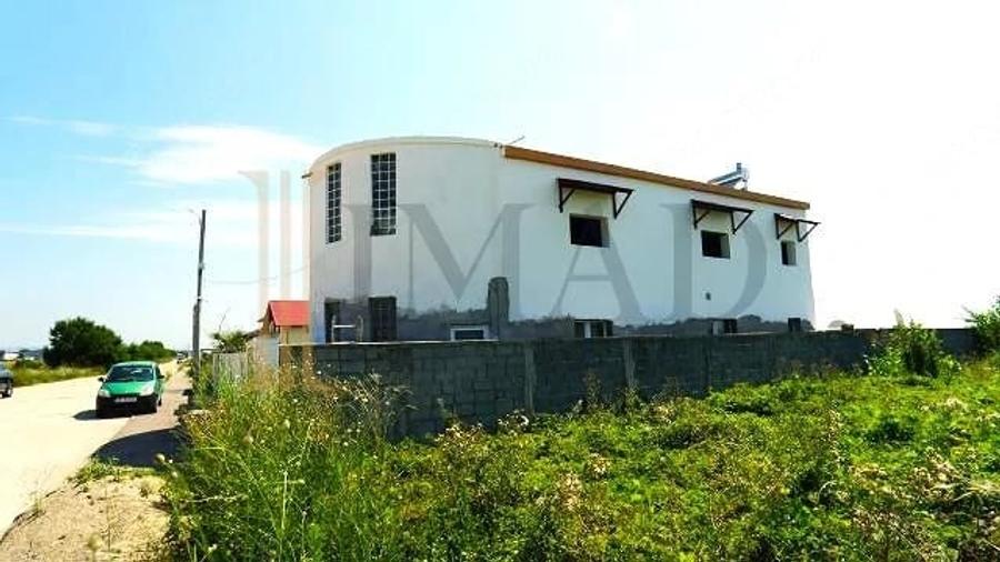 Cu mare potential! Vanzare Casa P+Pod si acoperis TIP TERASA in Ulmi. - 10
