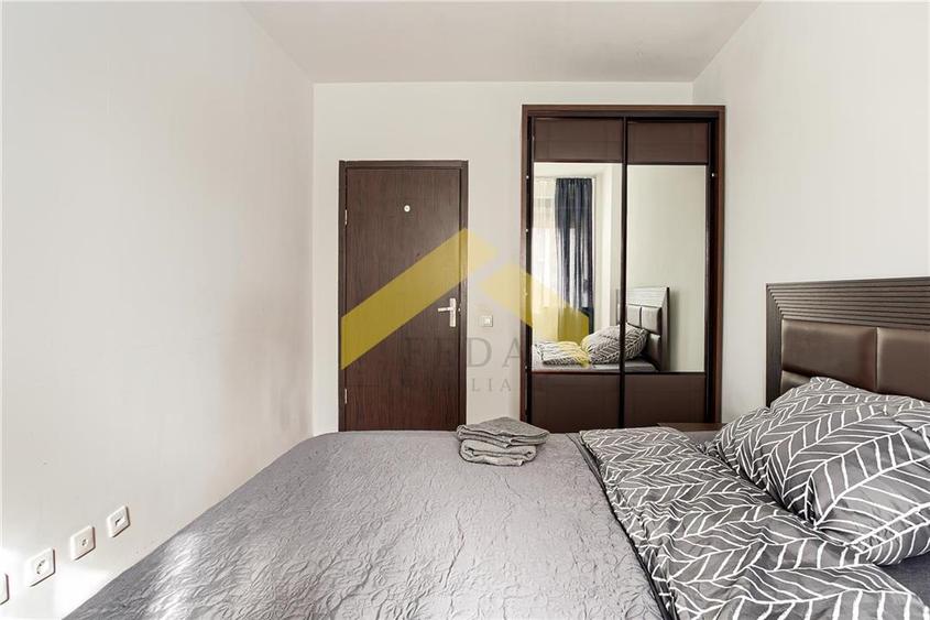 Apartament cu 3 camere decomandat în Banu Mărăcine