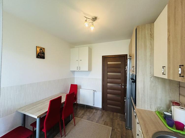 Apartament cu 2 camere decomandat, mobilat în Turnișor