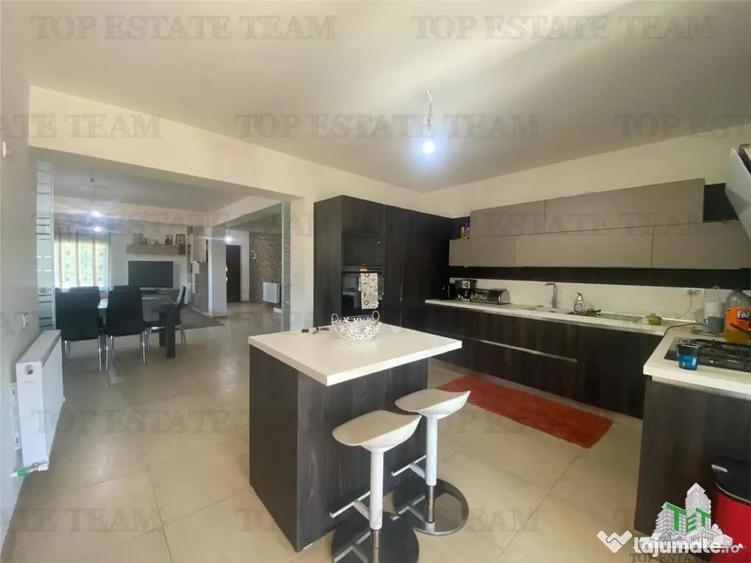 Casă cu 5 camere cu Teren 1045 Mp în Arsa