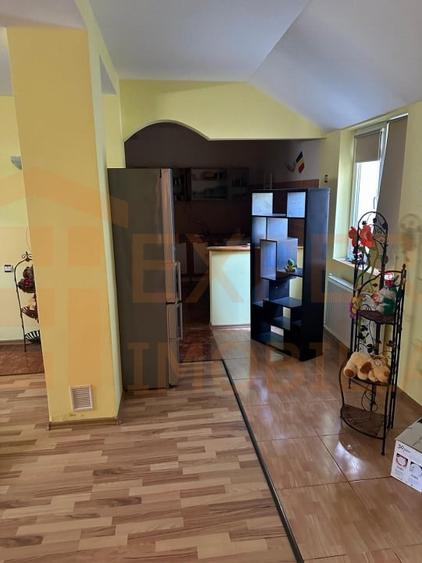 Apartament cu 3 camere decomandat, mobilat în Techirghiol