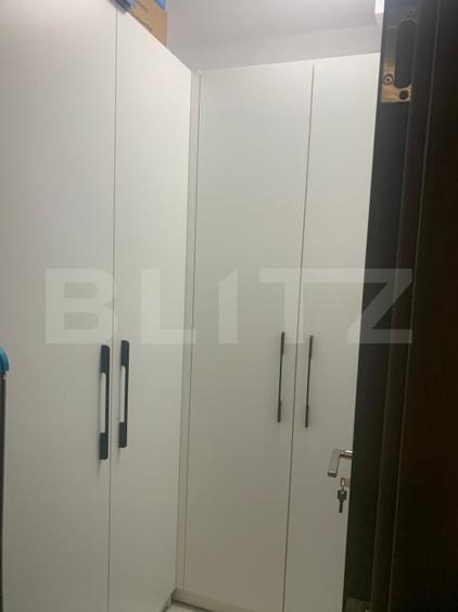 Apartament cu 3 camere decomandat, mobilat în Sud-Vest