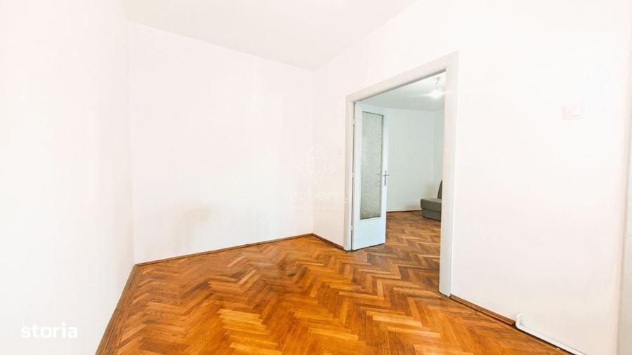 Apartament cu 3 camere semidecomandat în Știrbei Vodă
