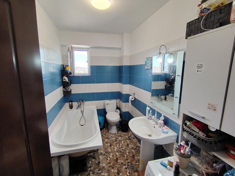 Apartament cu 2 camere decomandat în Cug