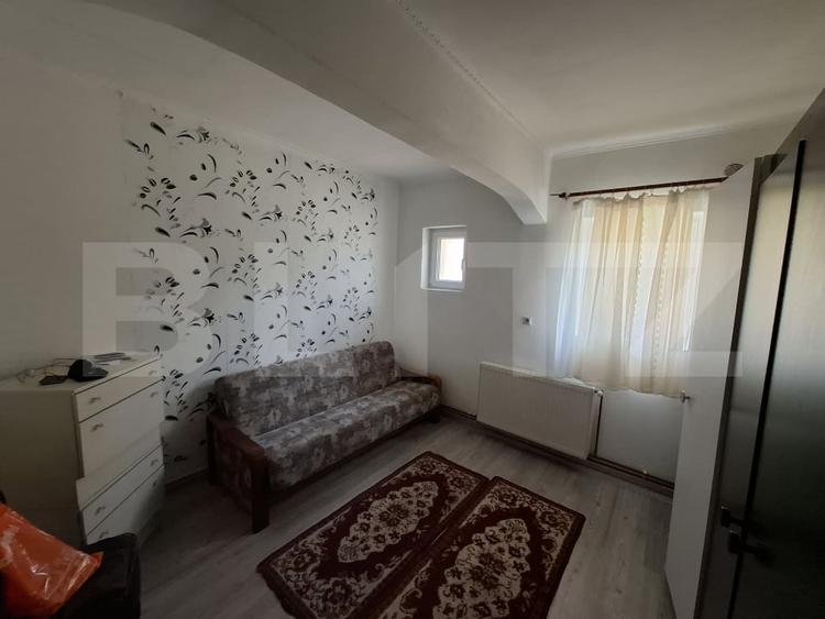 Casă individuală cu 5 camere cu Canalizare în Ardud