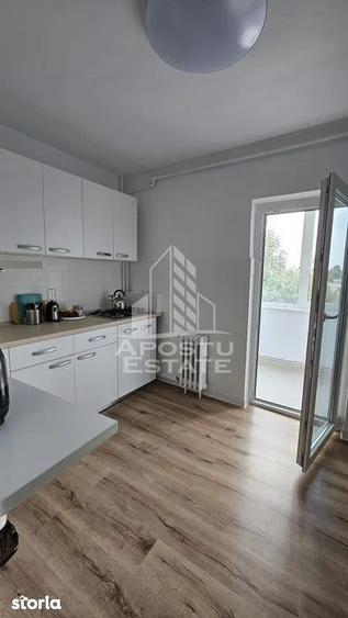 Apartament cu 3 camere în Soarelui