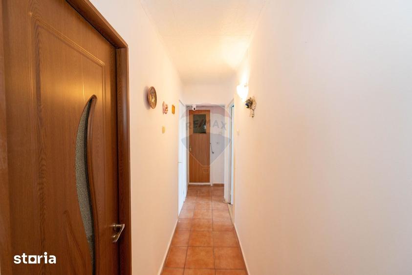 Apartament cu 3 camere decomandat în Sălăjan