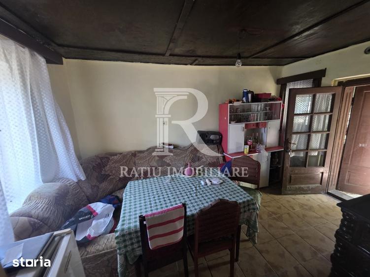 Casă cu 2 camere cu Teren 4029 Mp în Sânmartin