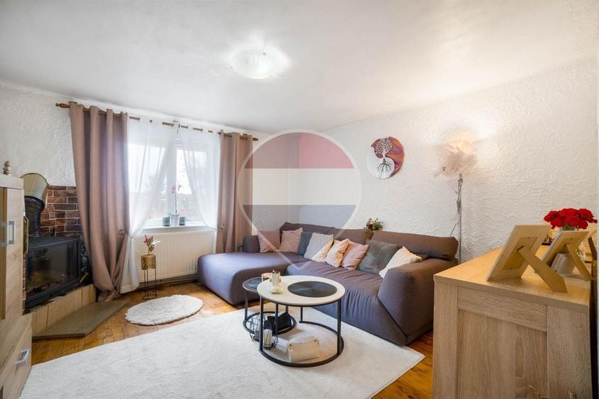 Casă individuală cu 4 camere cu Teren 902 Mp în Lunca Calnicului