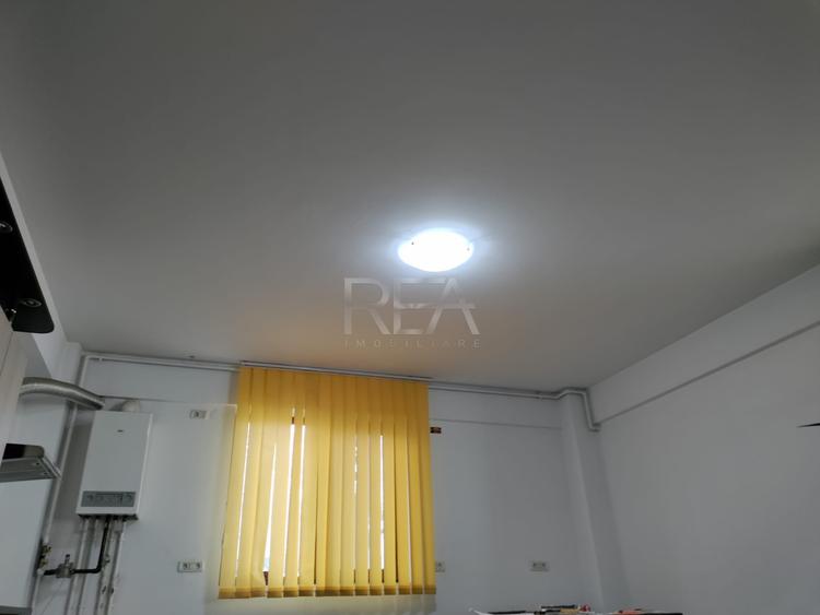 Apartament cu 4 camere decomandat în Ozana