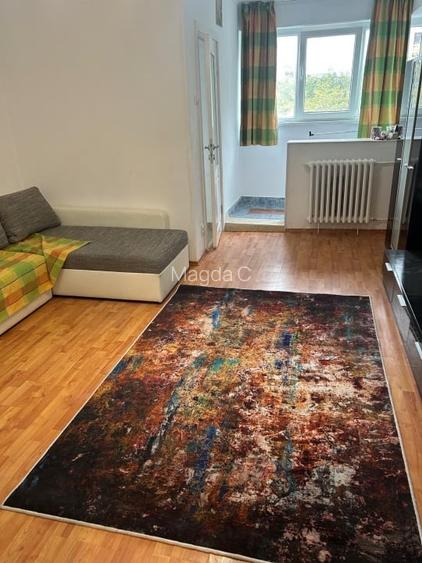Garsoniera sector 3. direct proprietar. Et.4. Aproape Metrou C.Georgian