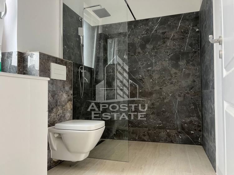 Casă individuală cu 4 camere cu Canalizare în Dumbrăvița