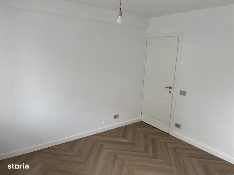 Apartament cu 3 camere decomandat în Beller