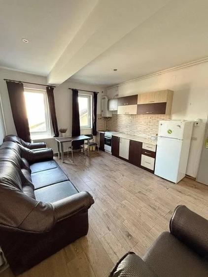 Apartament cu 2 camere decomandat în Giroc