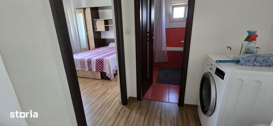 Apartament cu 2 camere semidecomandat în Micro 11