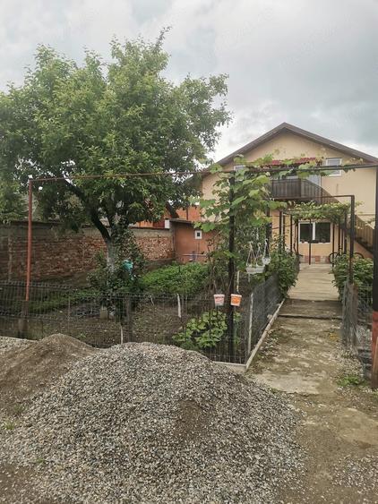 Proprietar, Vand casa cu mansarda in Tarlungeni - 8