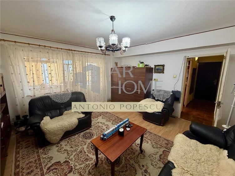 Apartament cu 2 camere decomandat în Cioceanu