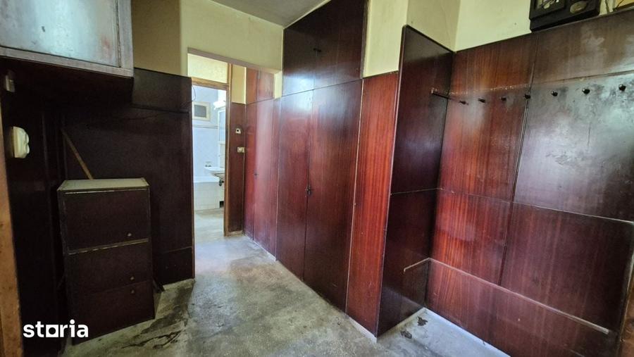 Apartament cu 2 camere decomandat în Grivița