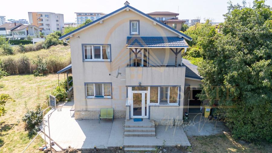 Casă individuală cu 5 camere cu Canalizare în Nord