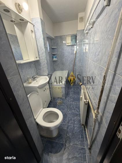 Garsonieră decomandată în Central