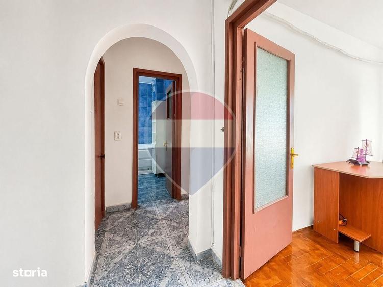 Apartament cu 3 camere în George Bacovia