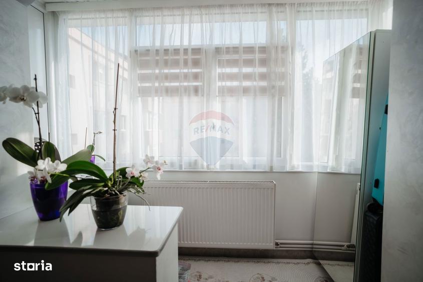 Apartament cu 3 camere, mobilat în Burdujeni