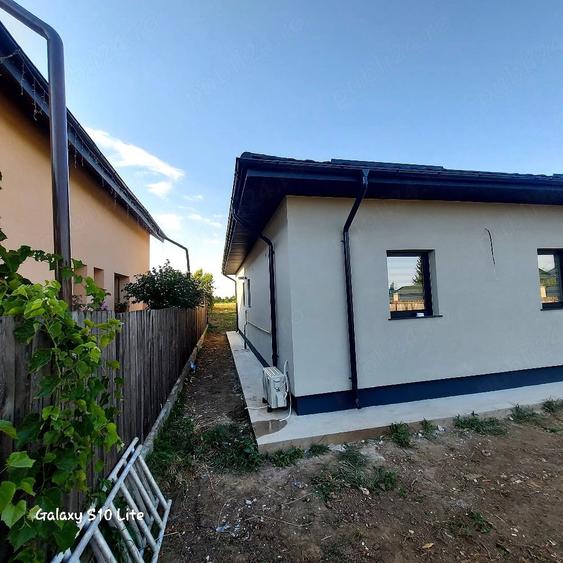 Casă cu Teren 590 Mp în Central