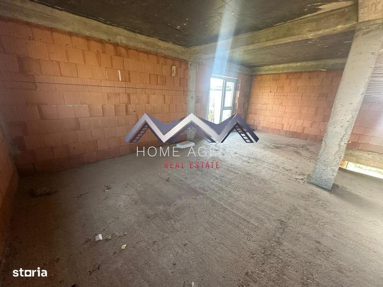 Casă cu 4 camere în Odăile