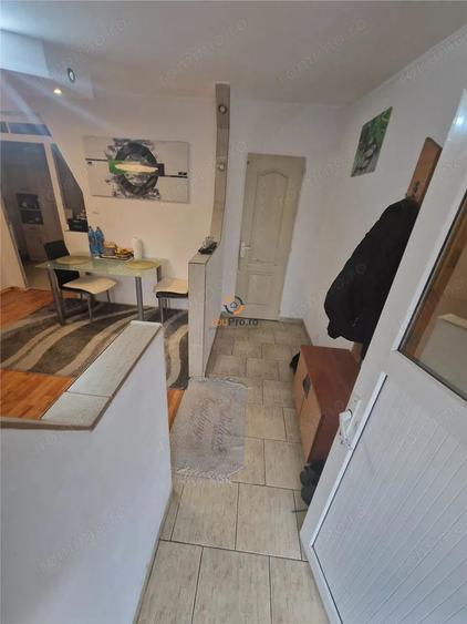 Casă cu 4 camere cu Teren 180 Mp în Crișan
