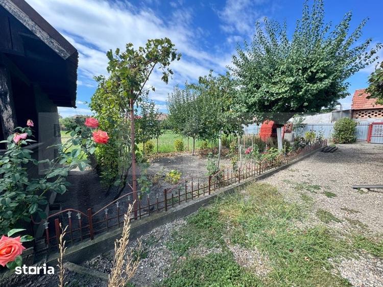 Casă cu 3 camere cu Teren 550 Mp în Chețani