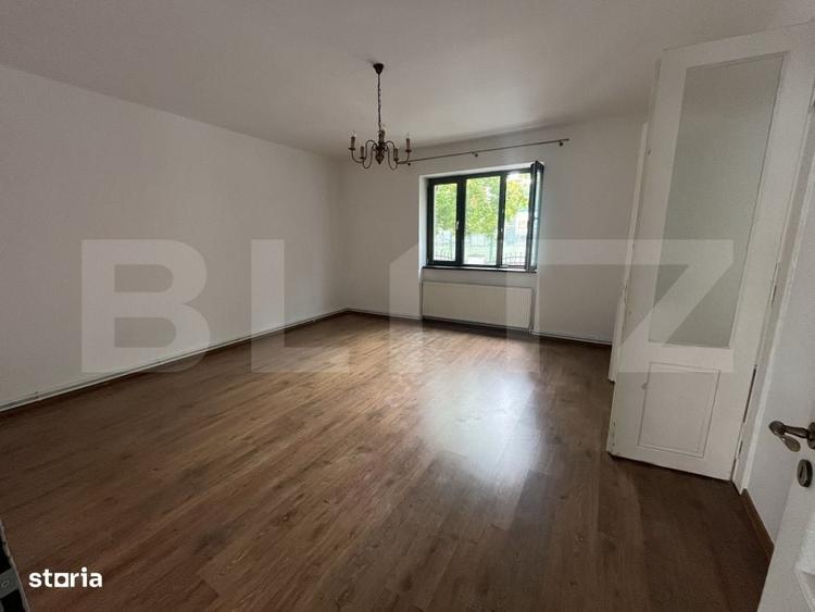 Casă cu 4 camere cu Teren 437 Mp în Central