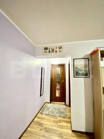 Apartament cu 2 camere semidecomandat, mobilat în Sud
