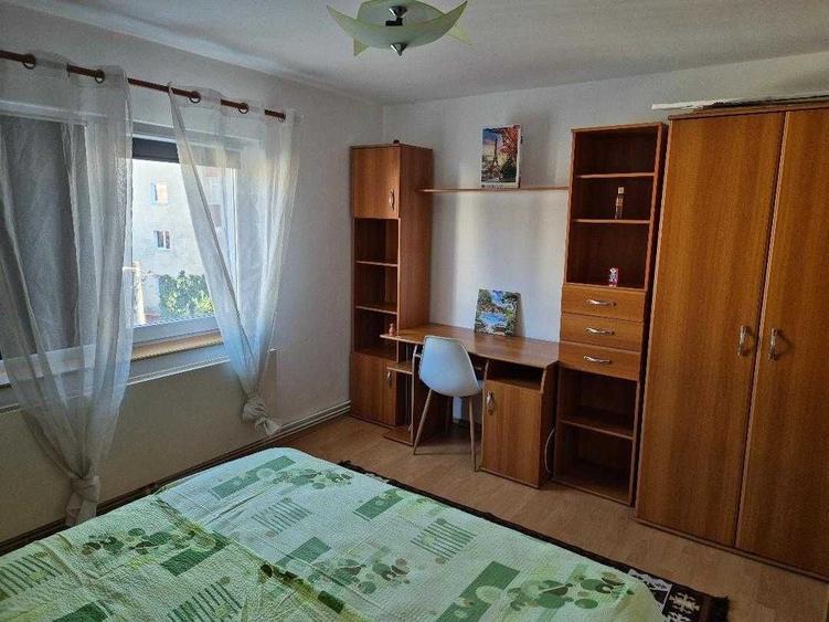 Apartament cu 2 camere decomandat în Scriitorilor