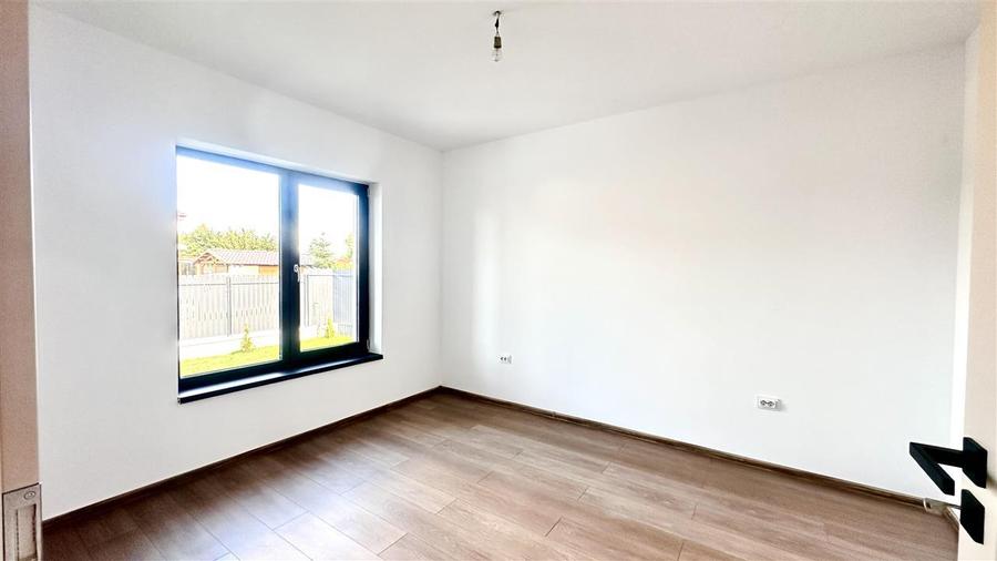 Casă cu 4 camere cu Teren 488 Mp în Turcheș