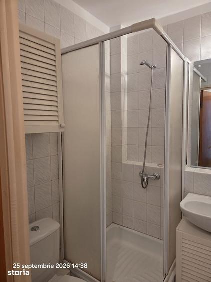 Apartament cu 4 camere în Șerban Vodă