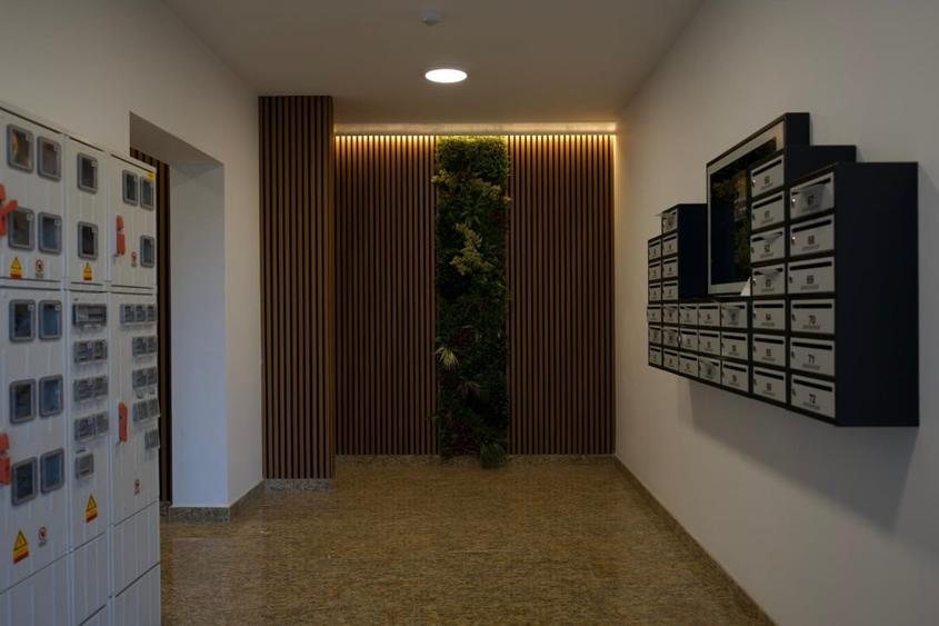 Apartament cu 2 camere decomandat în Sud