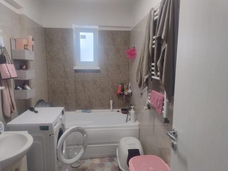 Inchiriez apartament 2 camere - 6