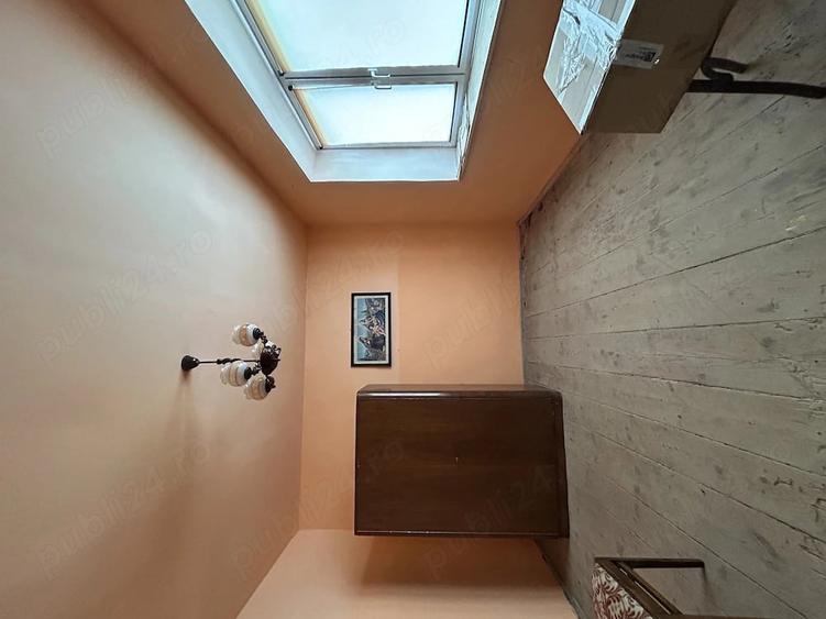 Casă cu Teren 1500 Mp în Presaca
