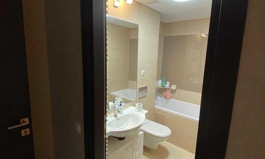 Apartament cu 2 camere semidecomandat în Aviației