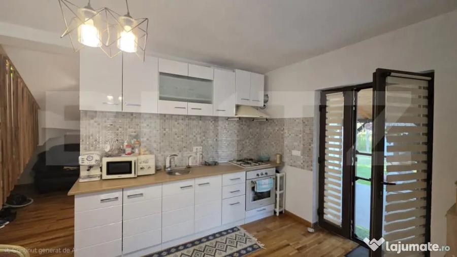 Casă cu 4 camere cu Teren 1700 Mp în Pomi