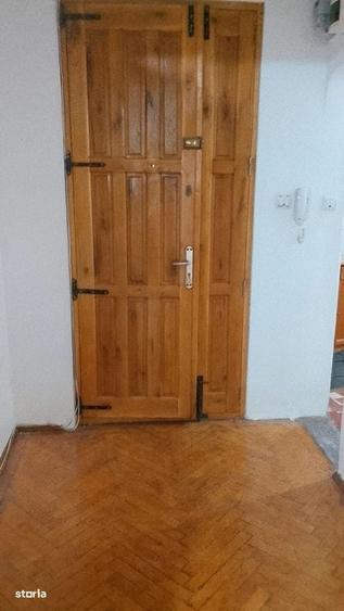 Apartament cu 3 camere în Universitate