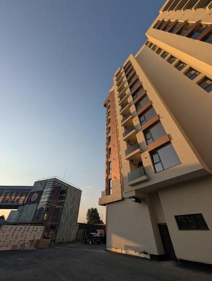 Apartament cu 2 camere semidecomandat, mobilat în Berceni