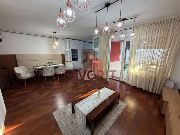 Duplex cu 4 camere cu Canalizare în Aradului
