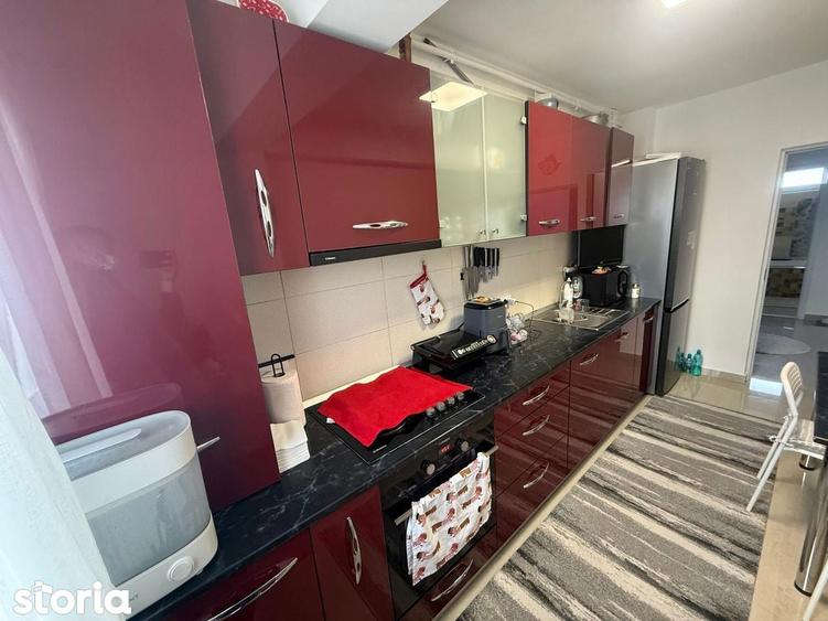 Apartament cu 3 camere decomandat în Chiajna